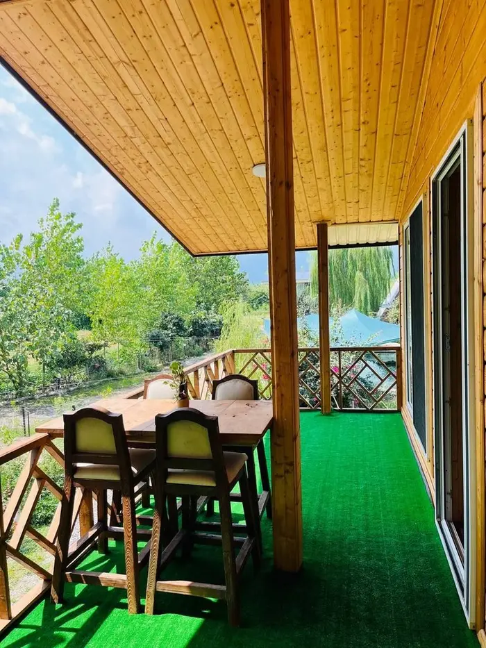 کلبه دوبلکس دوخوابه چوبی رودخانه 2