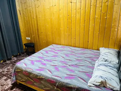 کلبه دوبلکس دوخوابه چوبی رودخانه 2