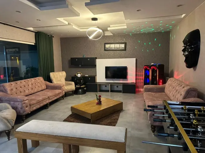 ویلا استخردار آبگرم دوخوابه استاک - پذیرایی