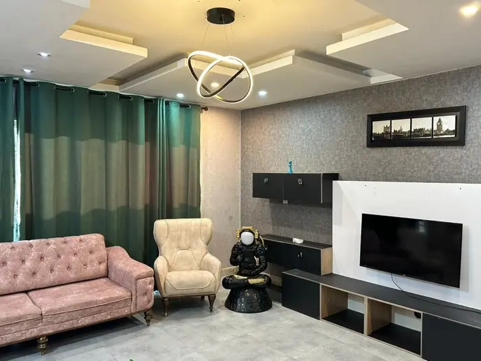 ویلا استخردار آبگرم دوخوابه استاک - پذیرایی