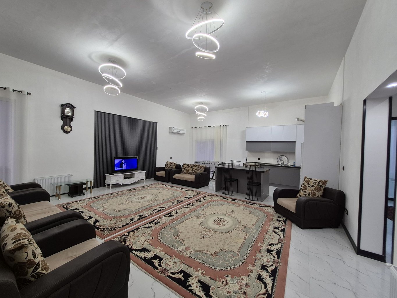 دوخوابه استخردار فلونیا