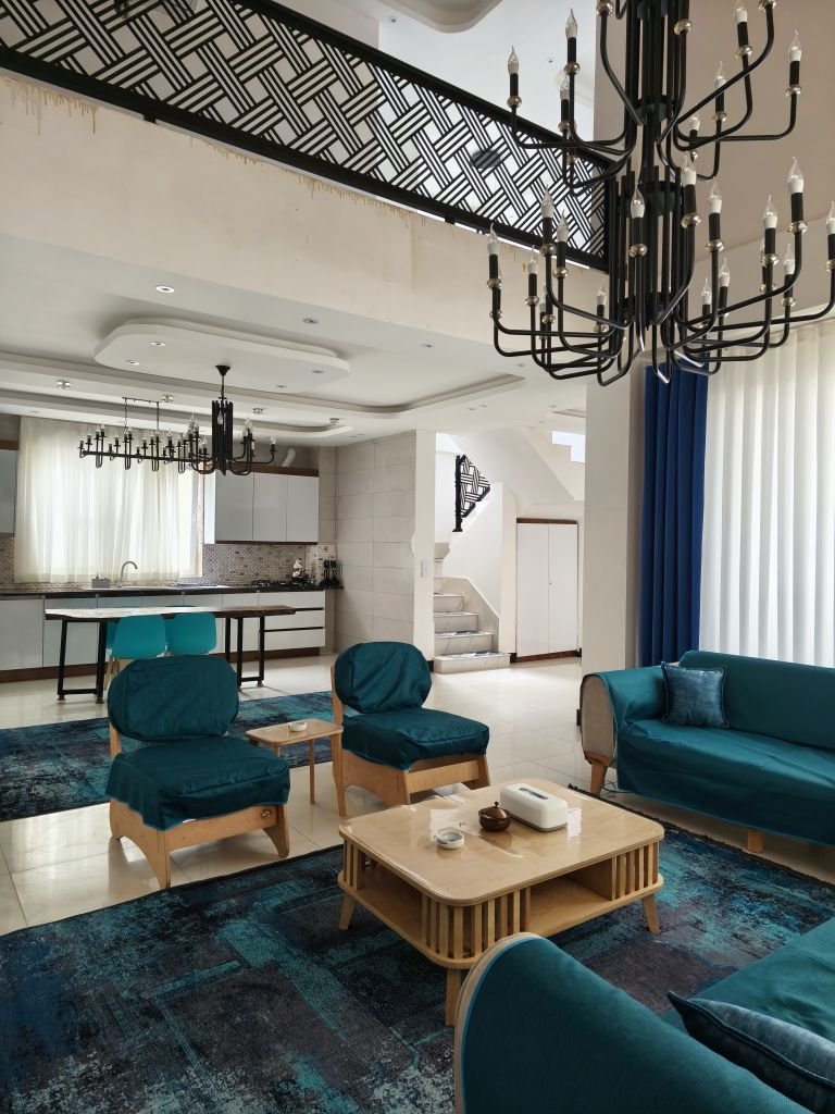 ویلا فلت استخردار ارغوان