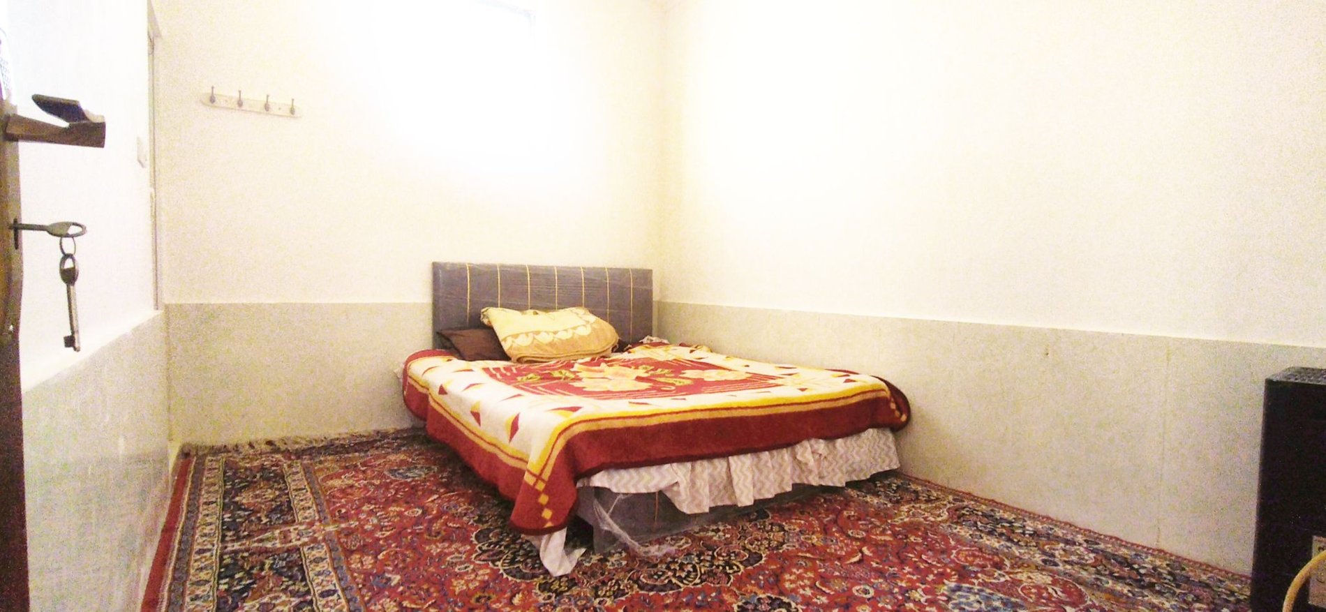 ویلا یک خوابه شاهنامه 76