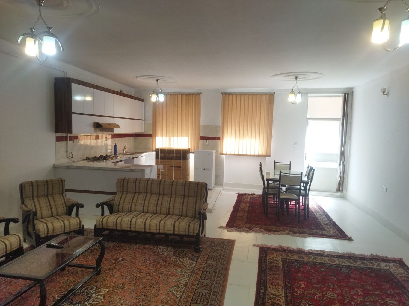 سوئیت دوخوابه سعدی بوستان