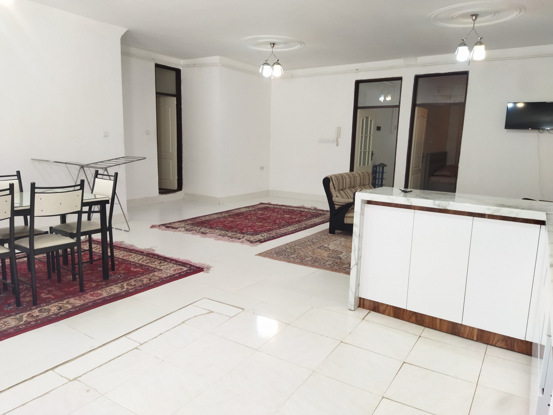 سوئیت دوخوابه سعدی بوستان