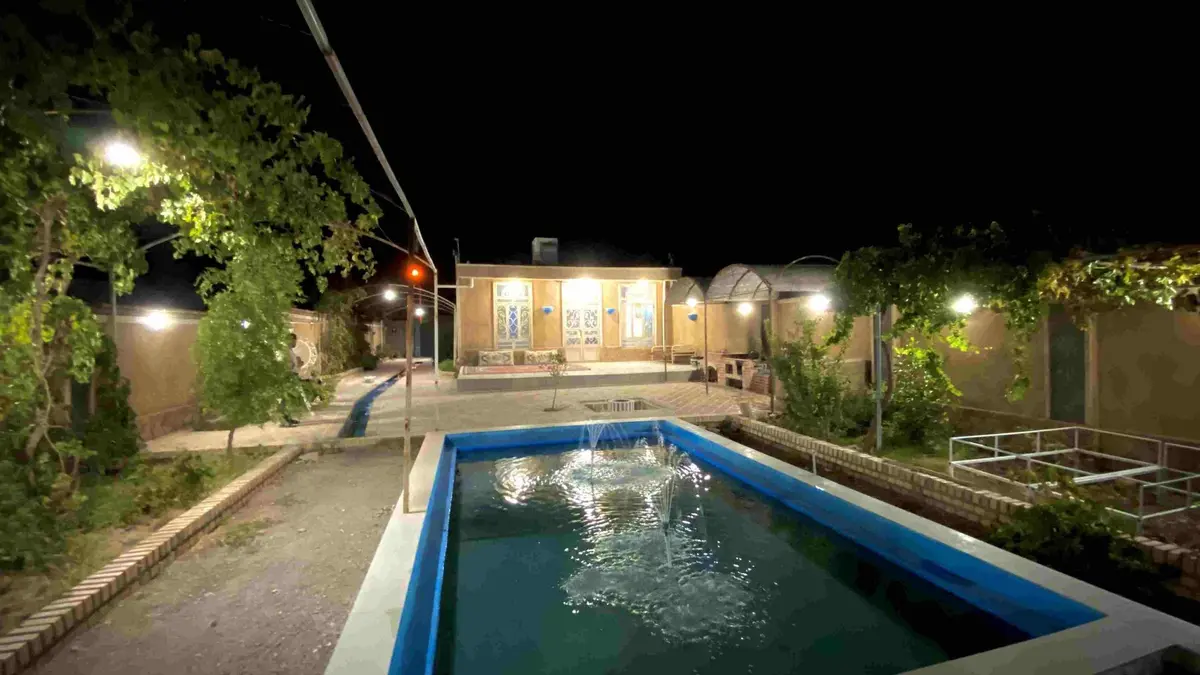 ویلا یک خوابه نارین - نمای حیاط