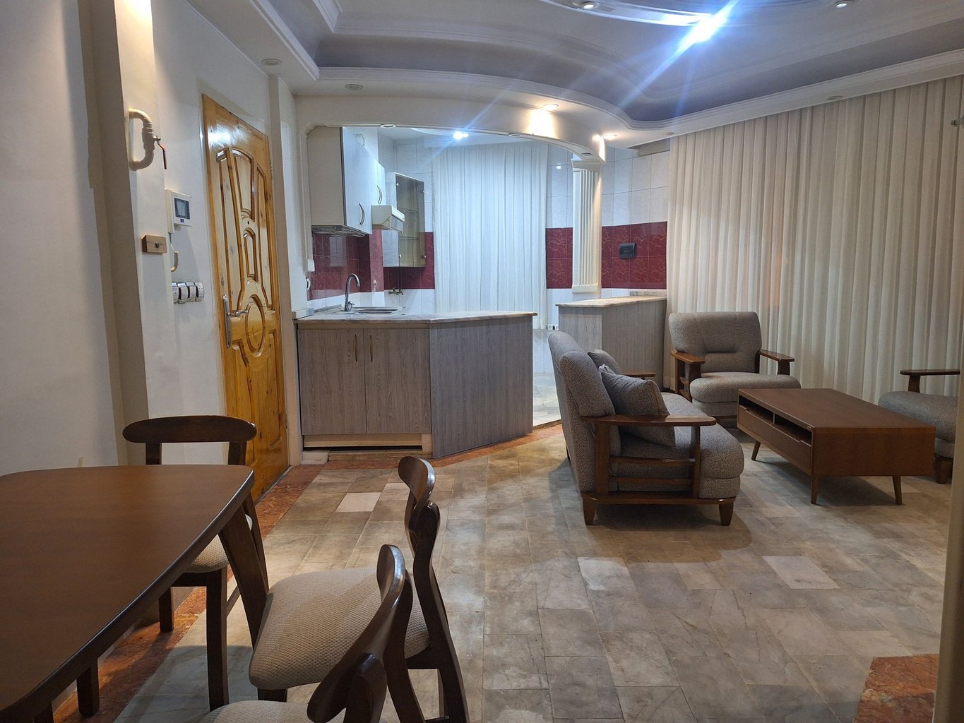 آپارتمان دوخوابه اردیبهشت ۳