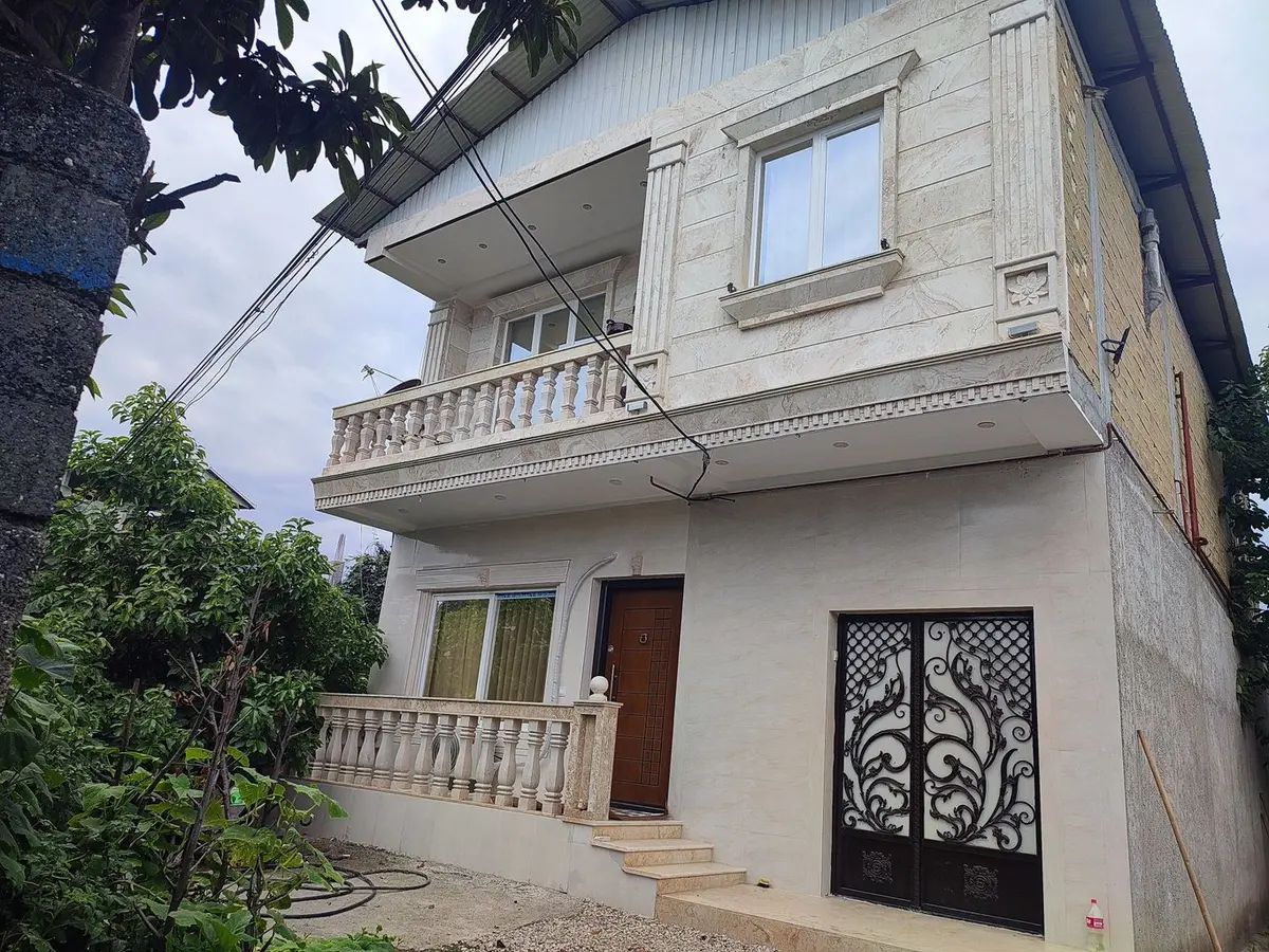 ویلا یک خوابه بام های سفالی