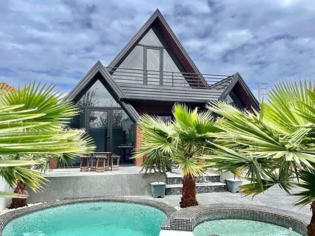 سه خوابه سوئیسی استخردار آبگرم هاوایی