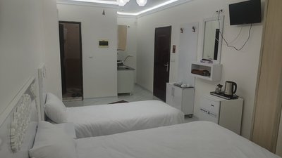 مسافرخانه وحیدیان - واحد تریپل 103