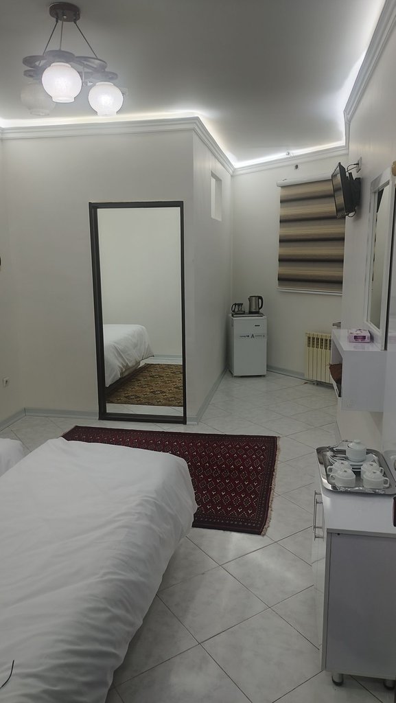 مسافرخانه وحیدیان - واحد ۲۰۱ - اتاق خواب