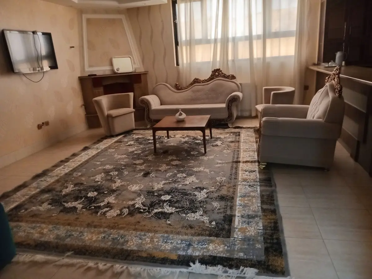 آپارتمان دوخوابه حسام میدان سفر