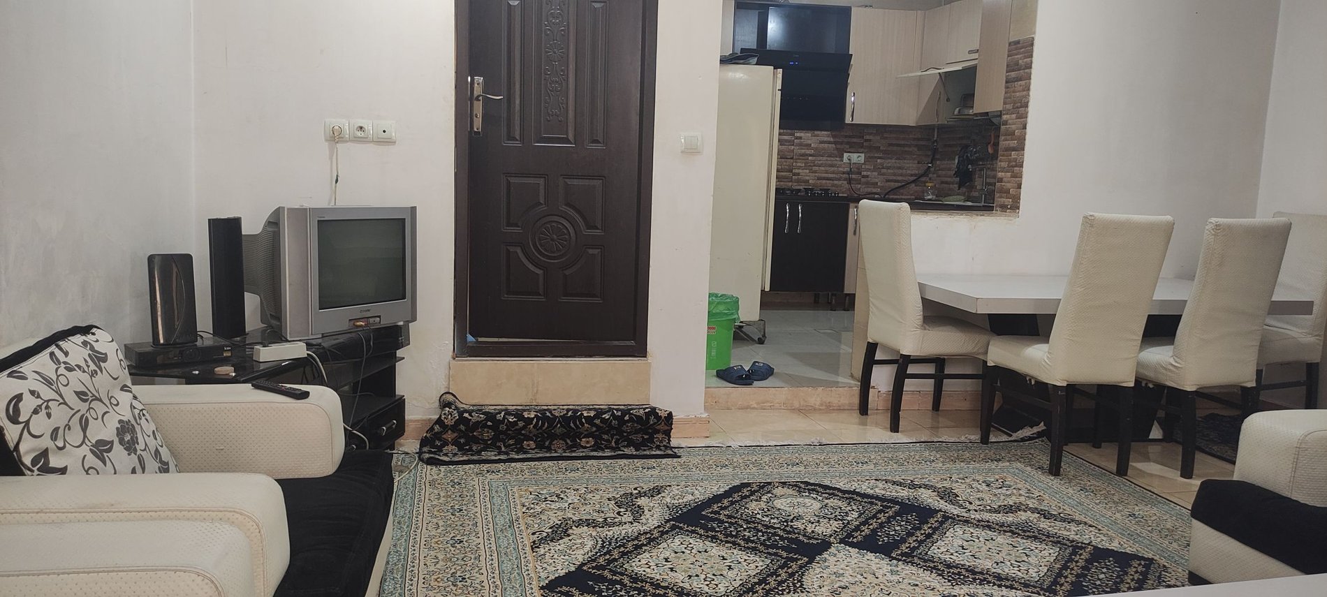 آپارتمان دوخوابه سنایی 1