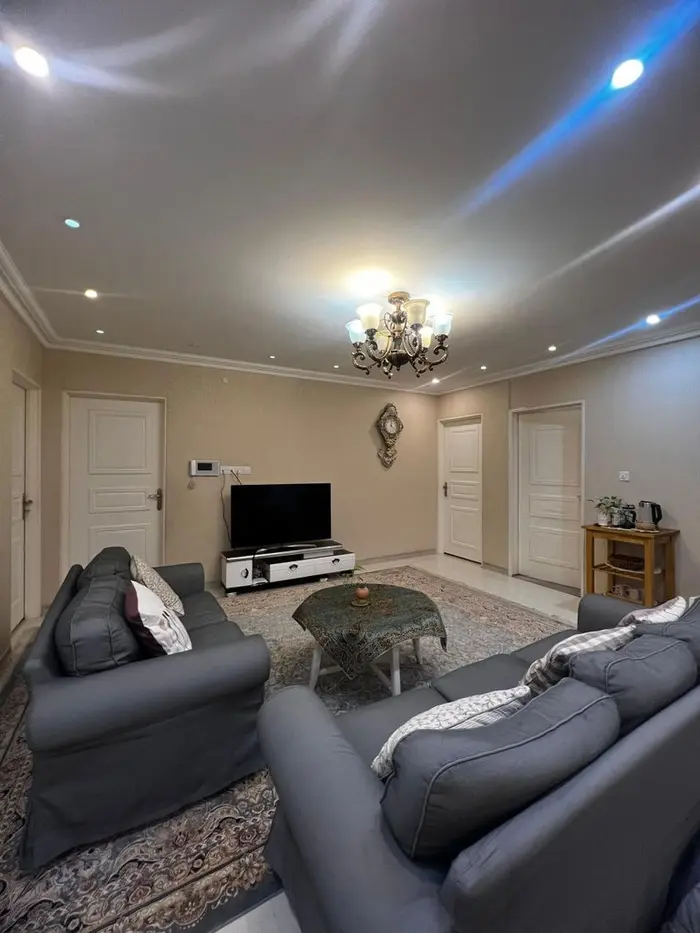 ویلا چهارخوابه استخردار ايوار