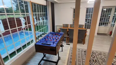 ویلا سه خوابه استخردار سوئیسی راد