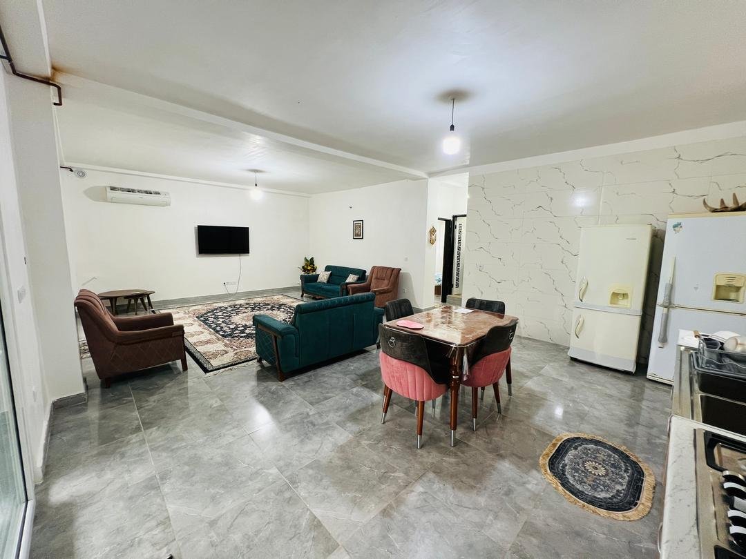 ویلا سه خوابه جنگلی تیتی