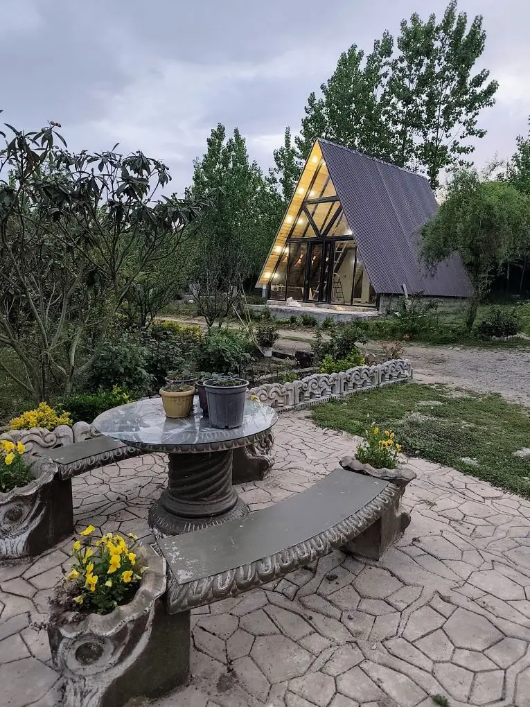 کلبه یک خوابه سوئیسی غیاثوند