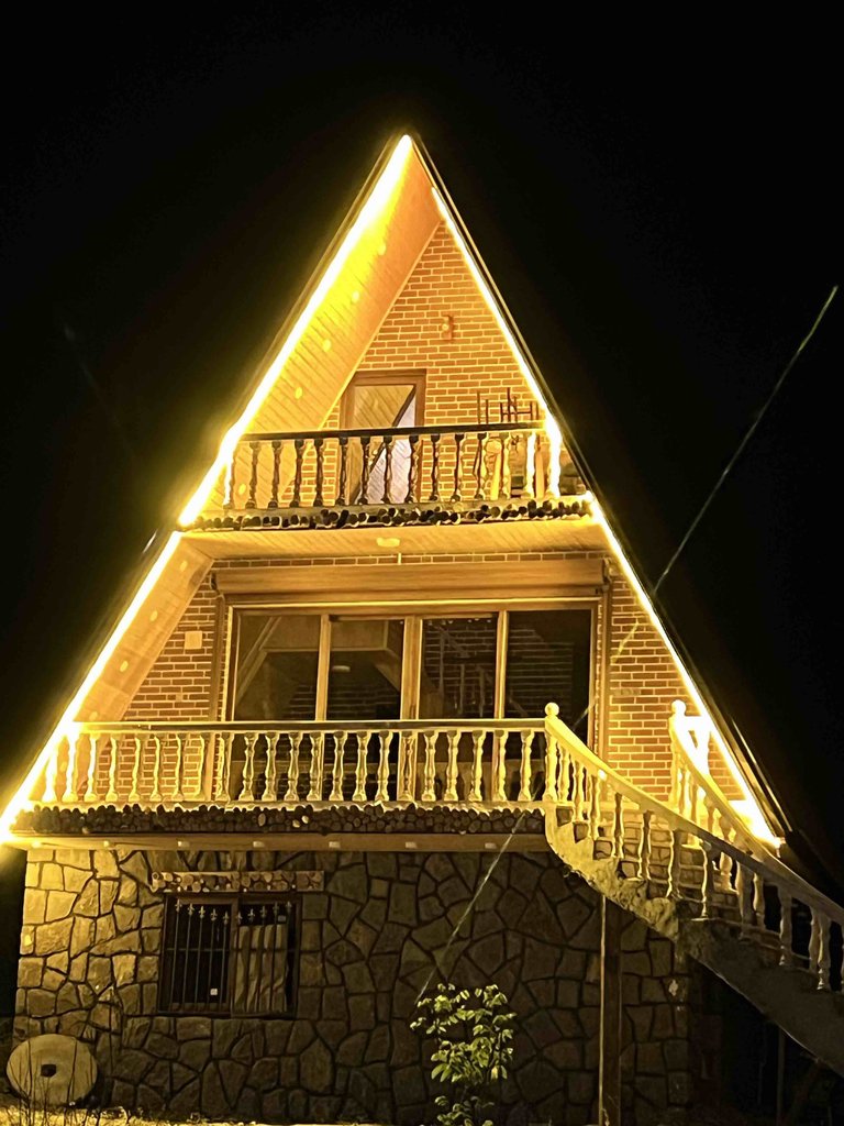 کلبه یک خوابه جکوزی دار عدن - انتخاب عنوان تصویر