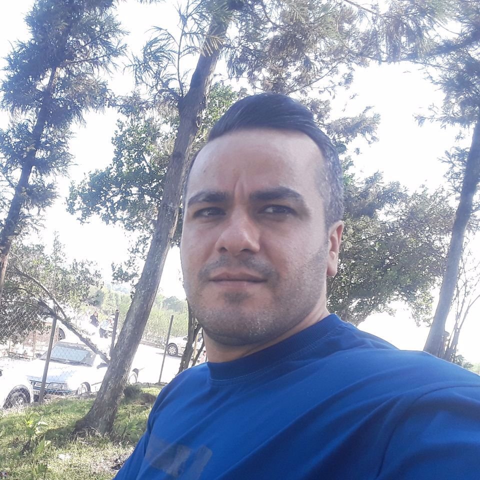 تصویر پروفایل میزبان