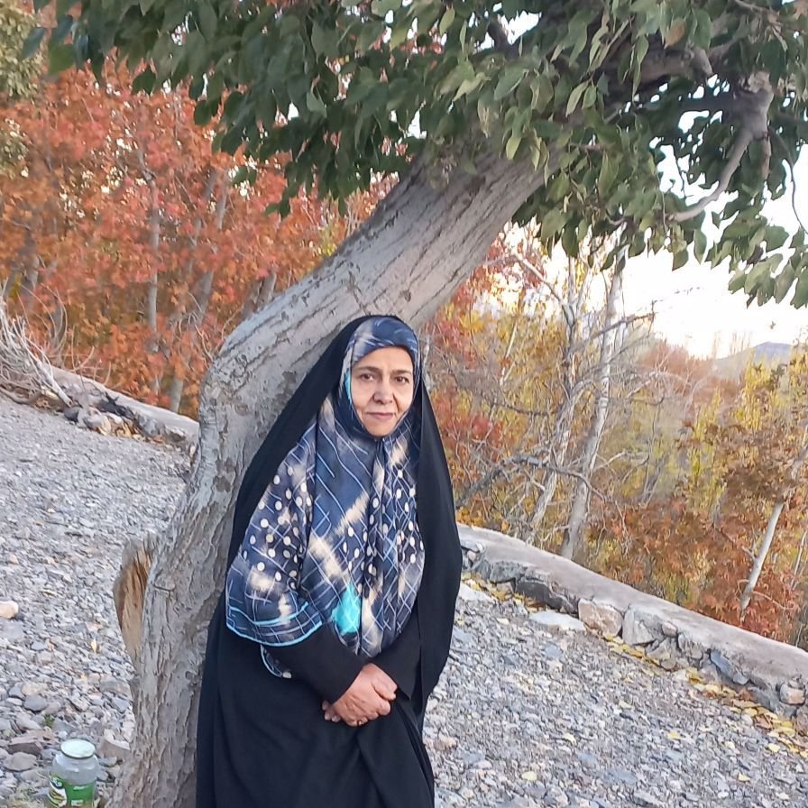 تصویر پروفایل میزبان