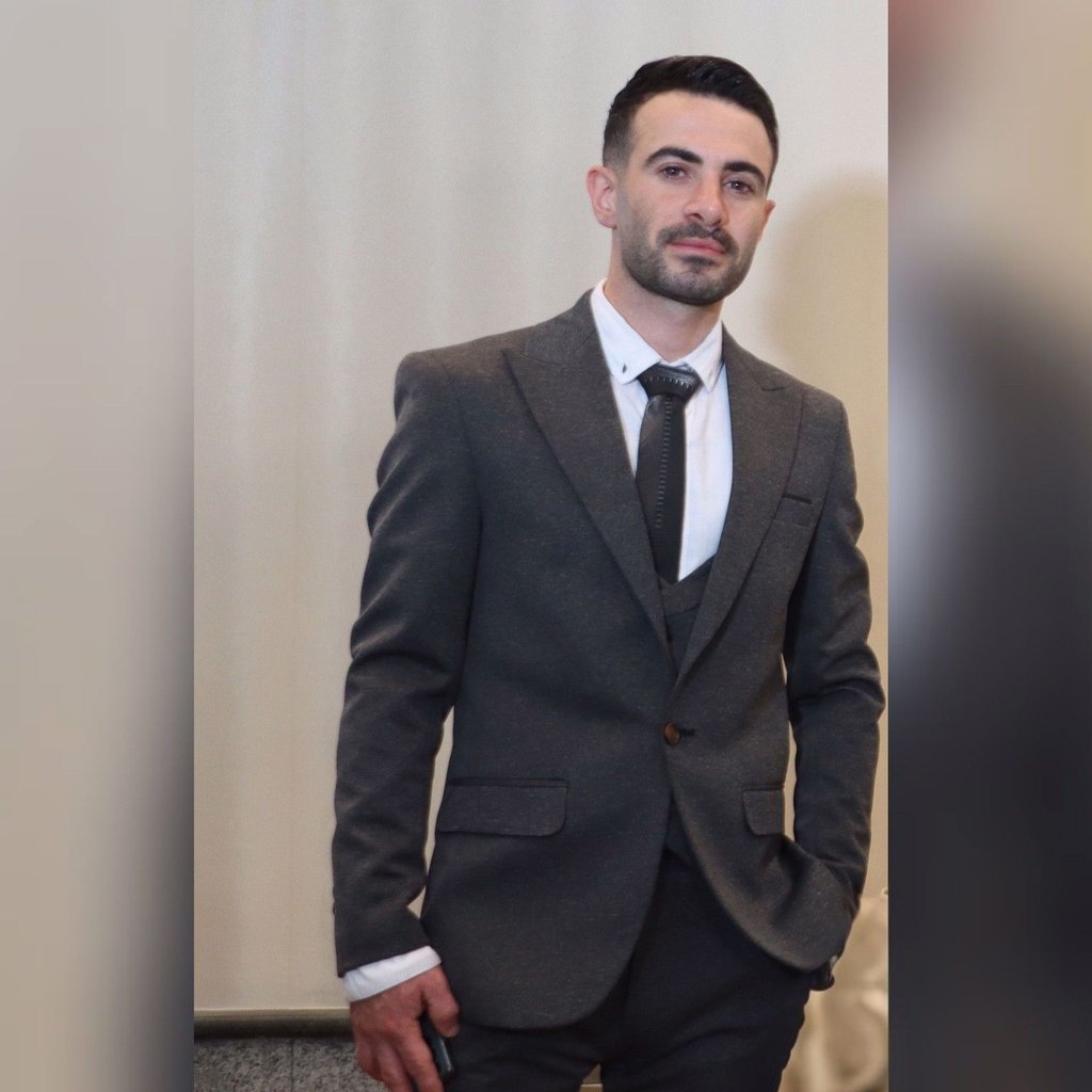 تصویر پروفایل میزبان