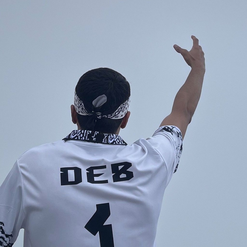 تصویر پروفایل میزبان