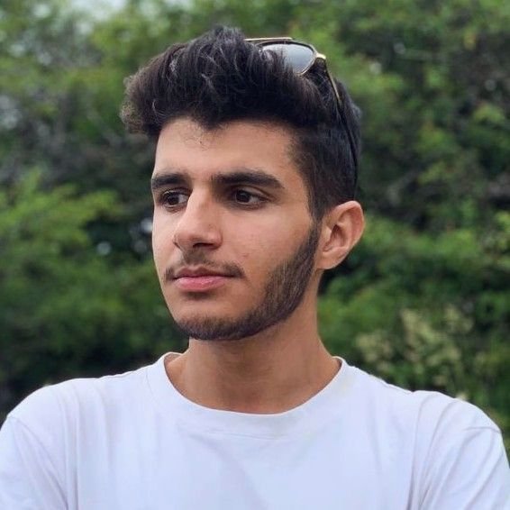 تصویر پروفایل میزبان