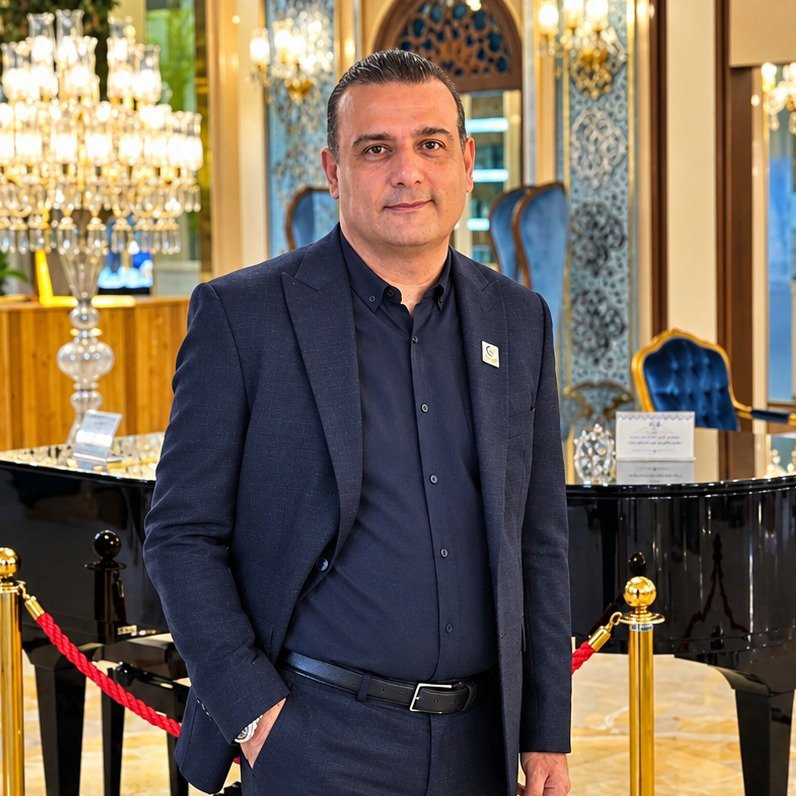 علی