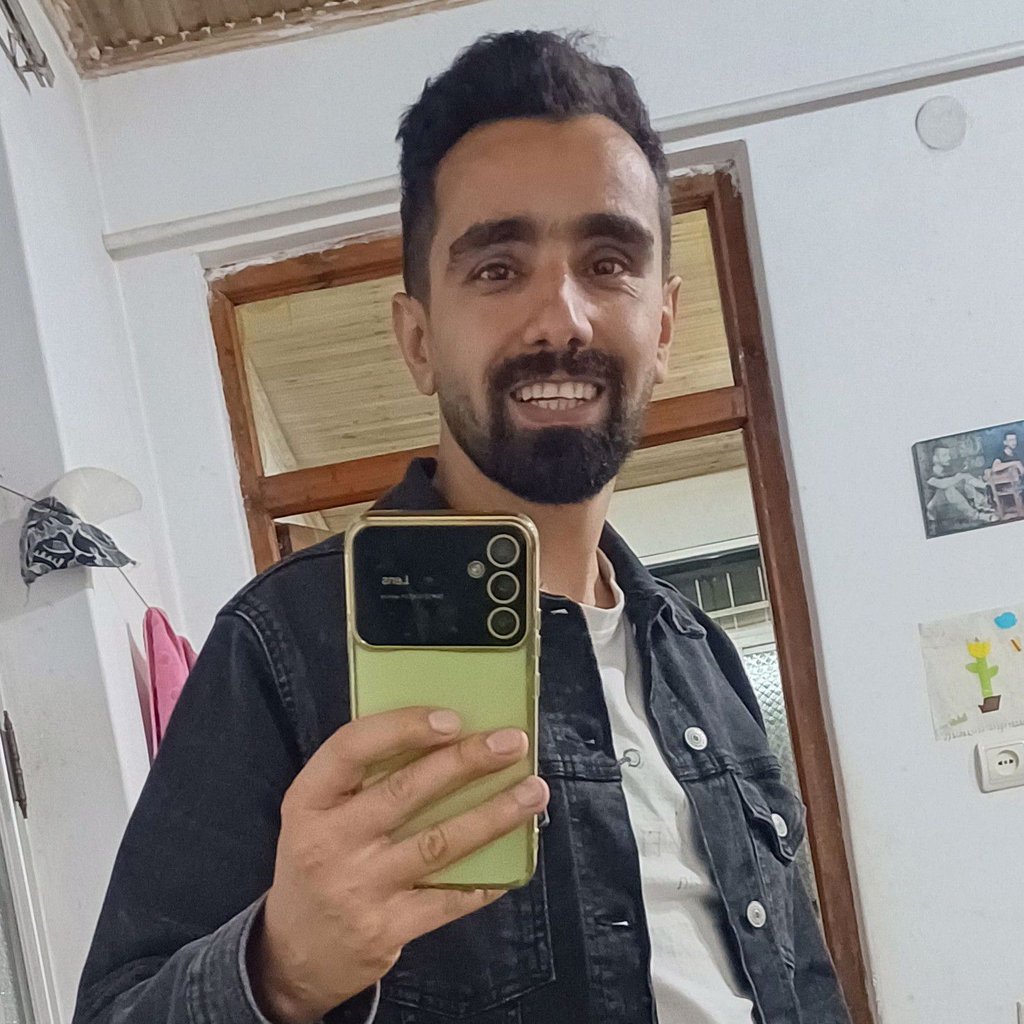 تصویر پروفایل میزبان