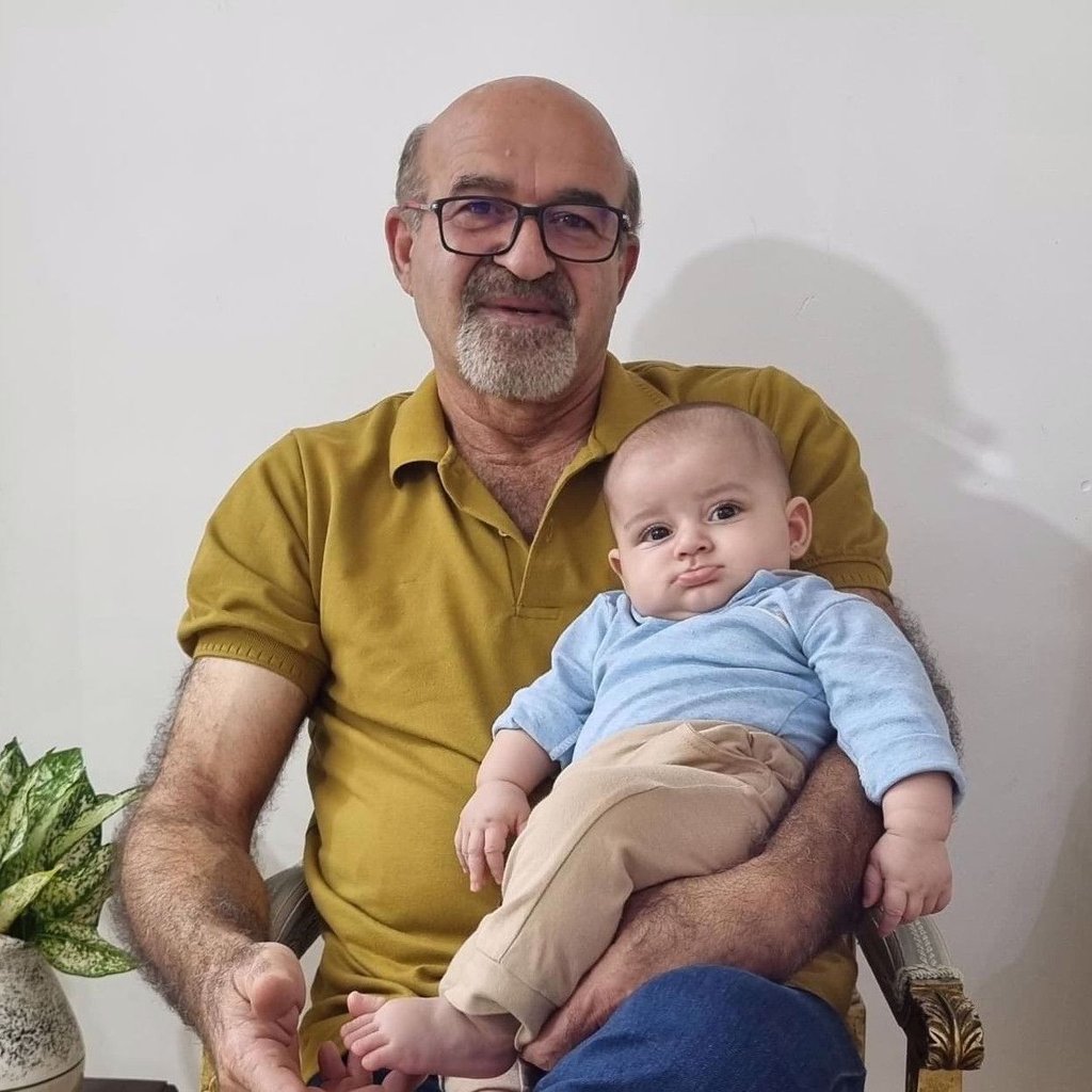 تصویر پروفایل میزبان