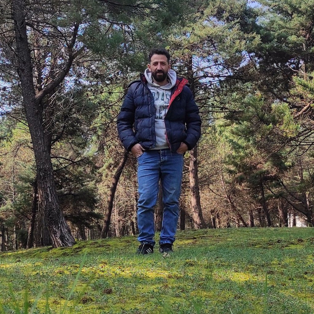 تصویر پروفایل میزبان