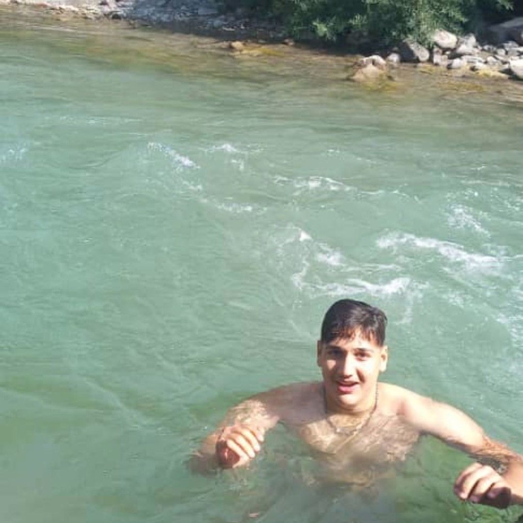 تصویر پروفایل میزبان