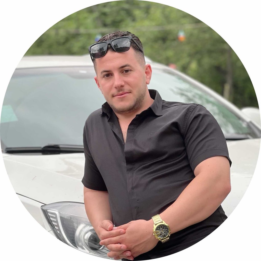 تصویر پروفایل میزبان