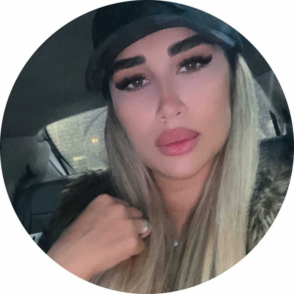 تصویر پروفایل میزبان