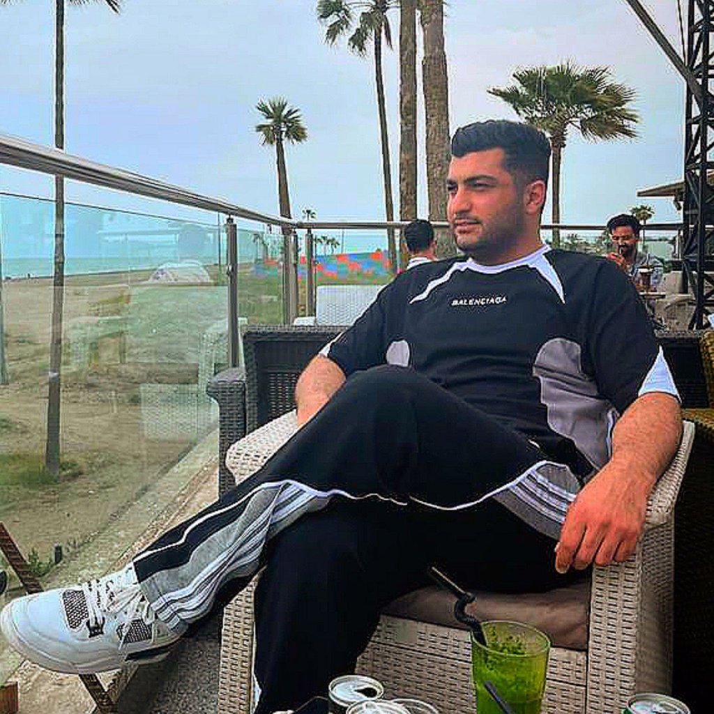 تصویر پروفایل میزبان