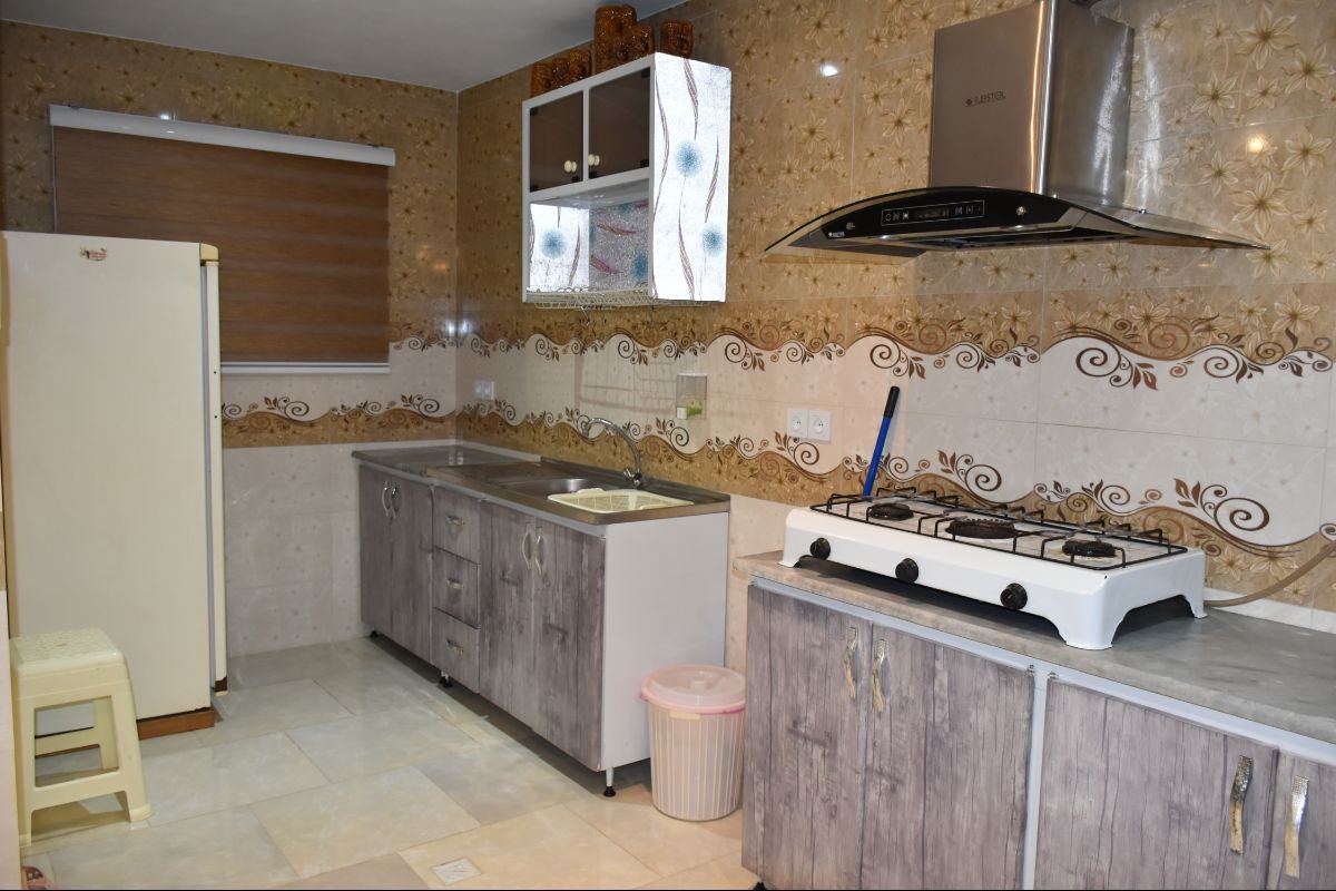 سوئیت یک خوابه محسن رودگر