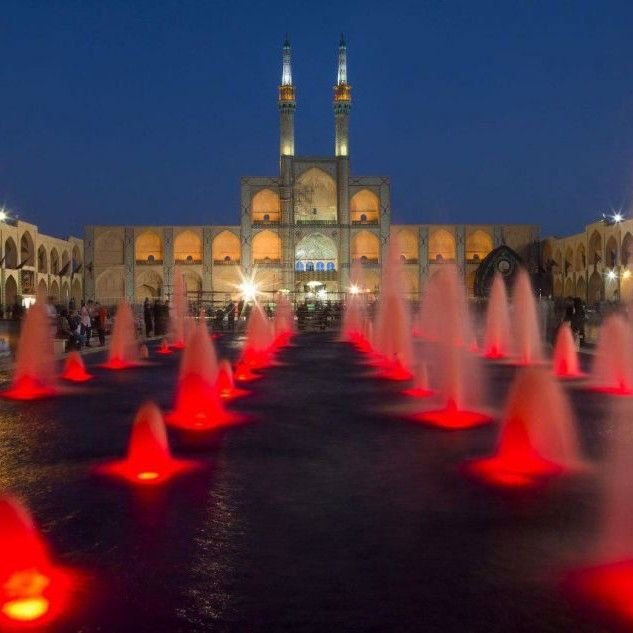 تصویر پروفایل میزبان