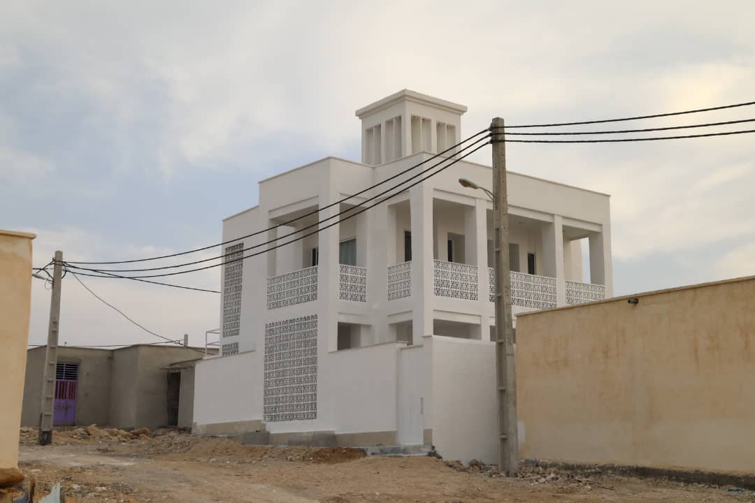 یک خوابه بادگیر سفید طبقه 2