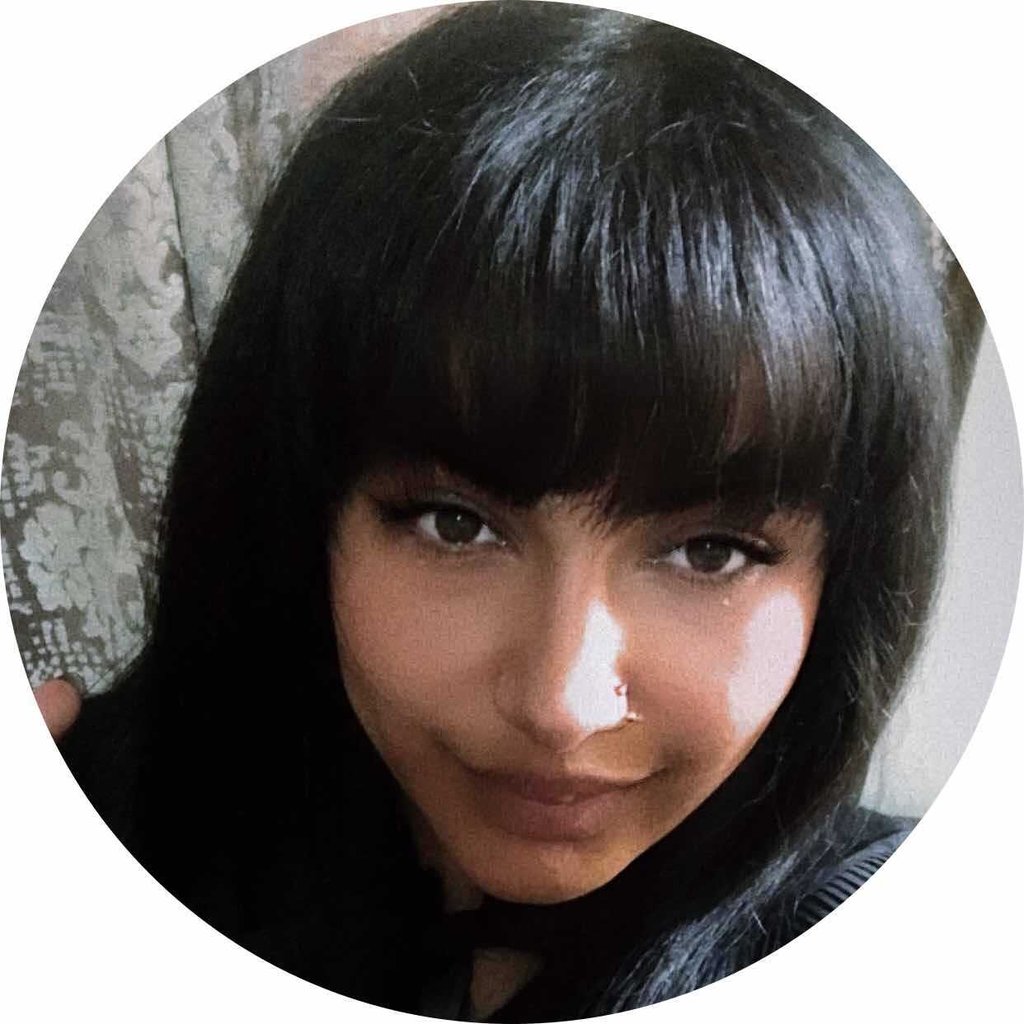 تصویر پروفایل میزبان