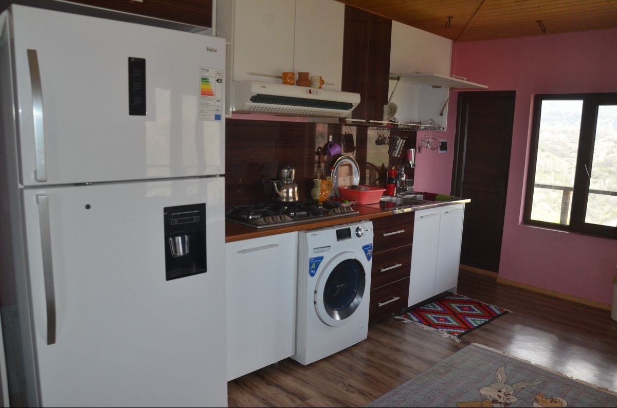 کلبه پارسی الموت