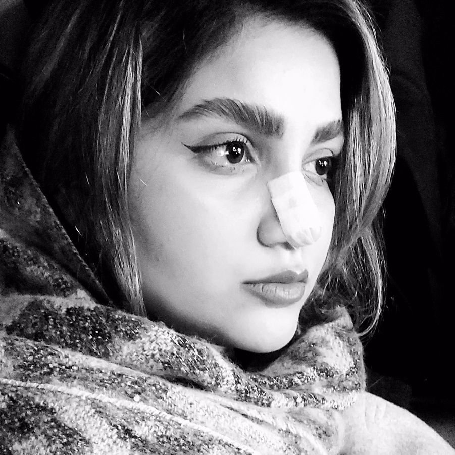 تصویر پروفایل میزبان