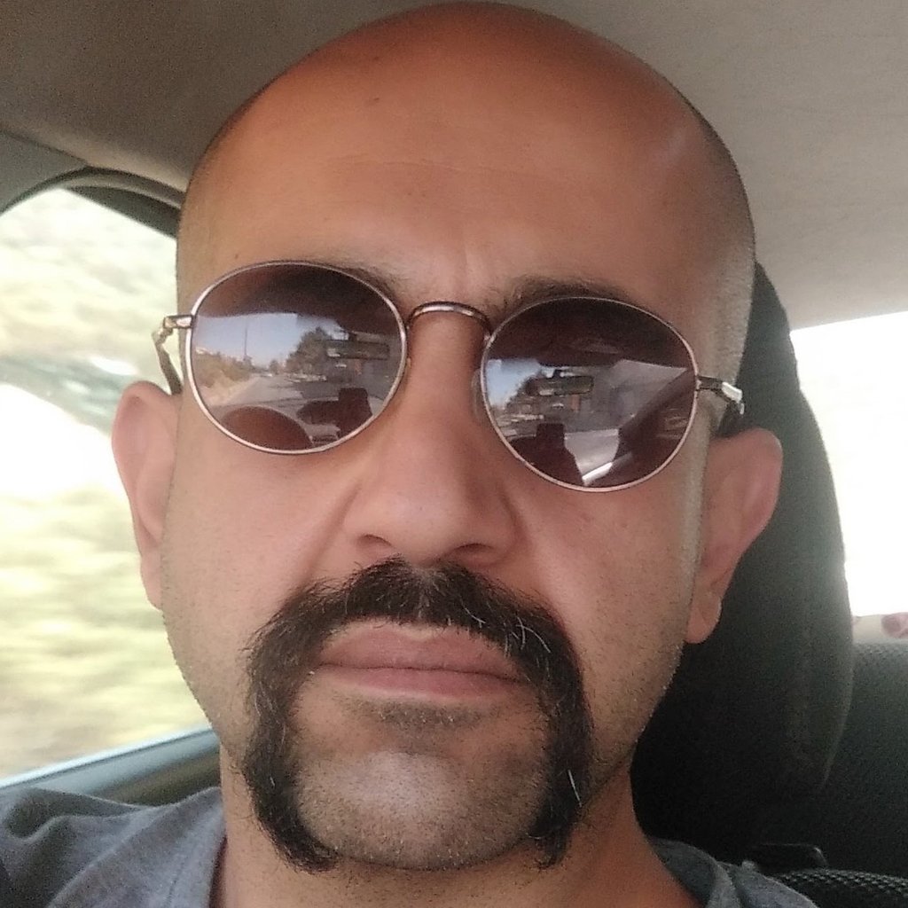 بهزاد بحرینی