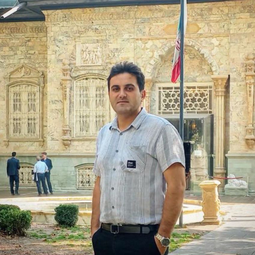 تصویر پروفایل میزبان