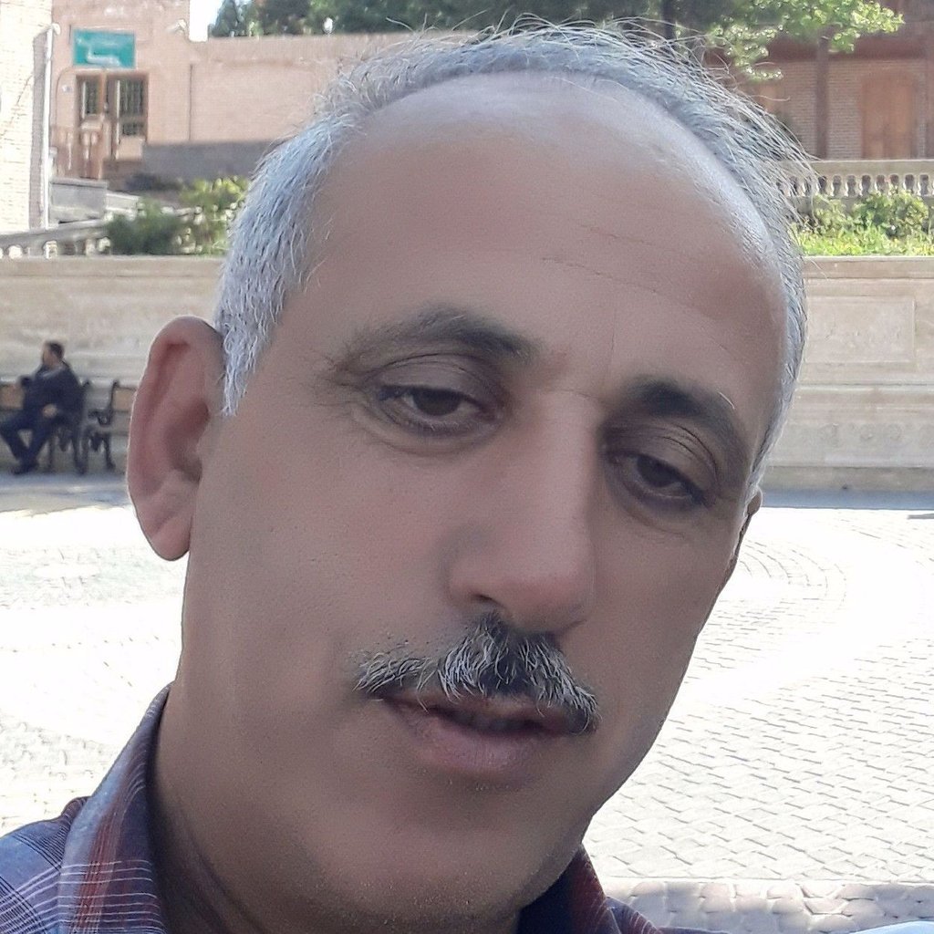 تصویر پروفایل میزبان