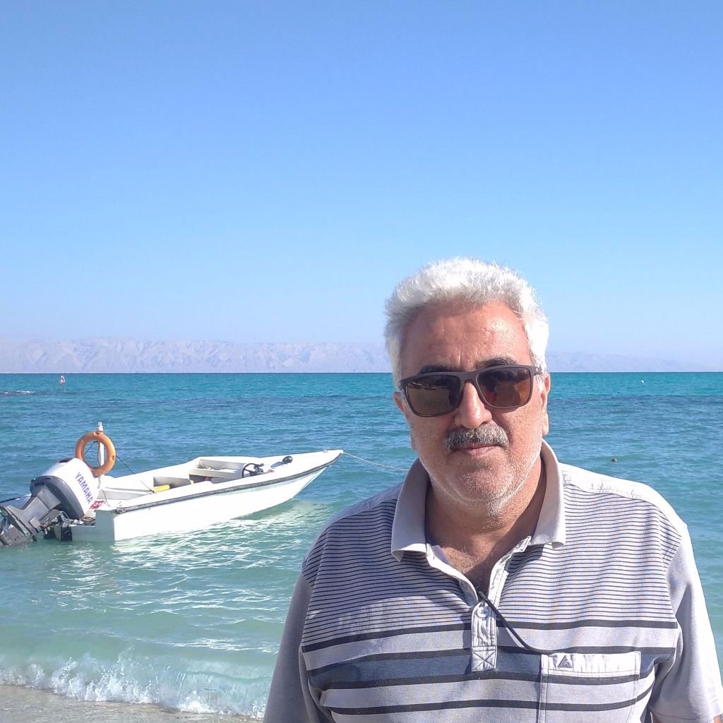 تصویر پروفایل میزبان