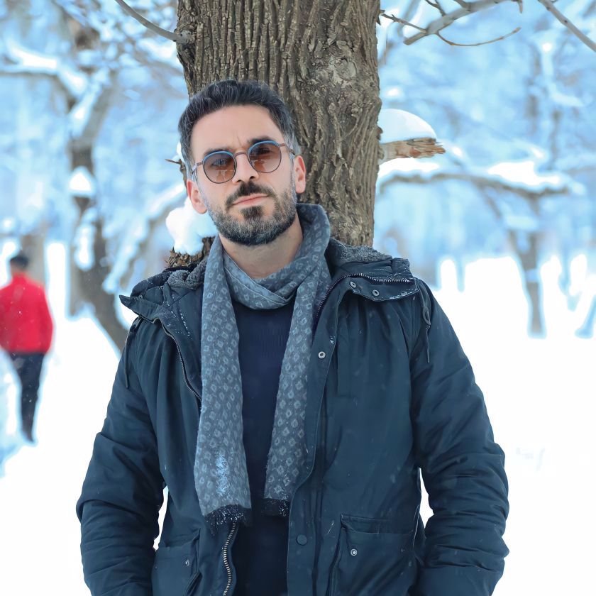 تصویر پروفایل میزبان