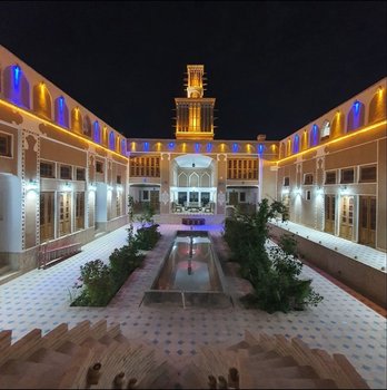 اقامتگاه سنتی عمارت مالمیر - واحد آذین