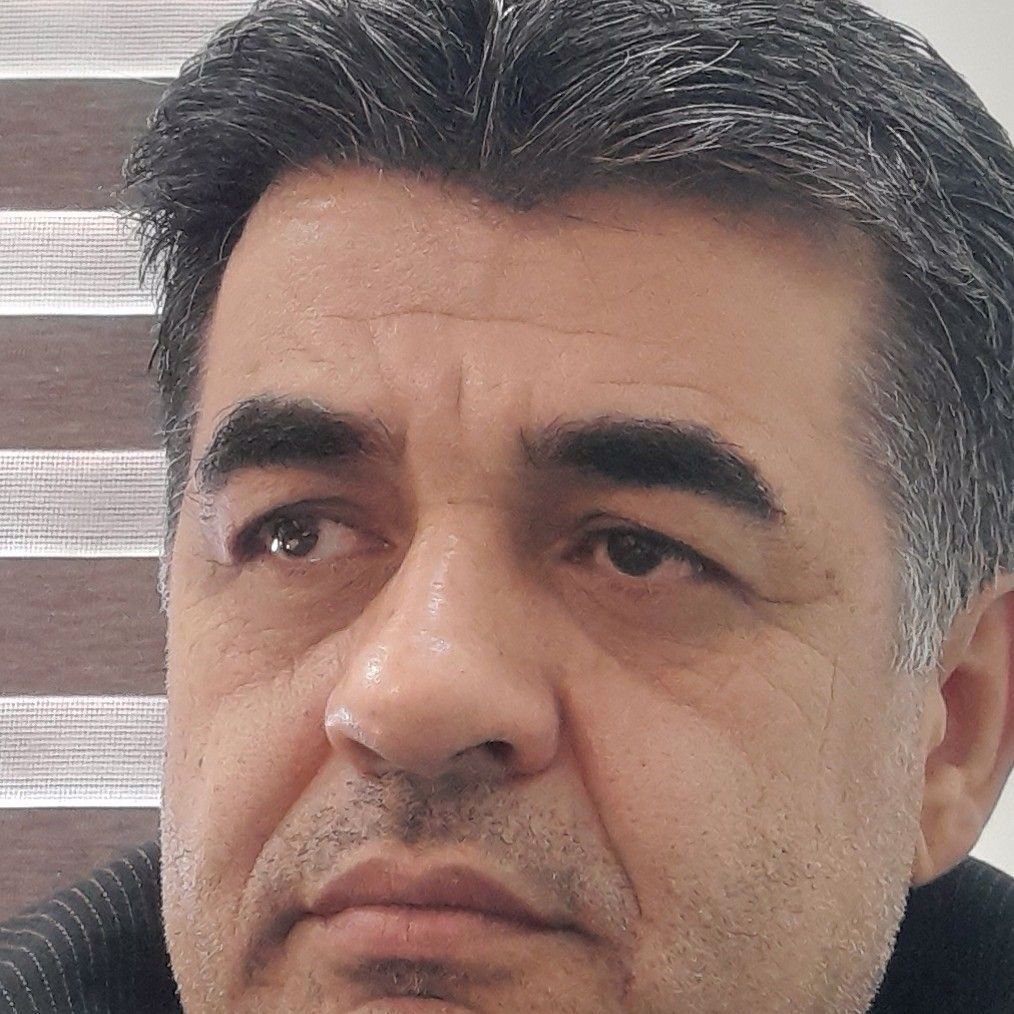 تصویر پروفایل میزبان