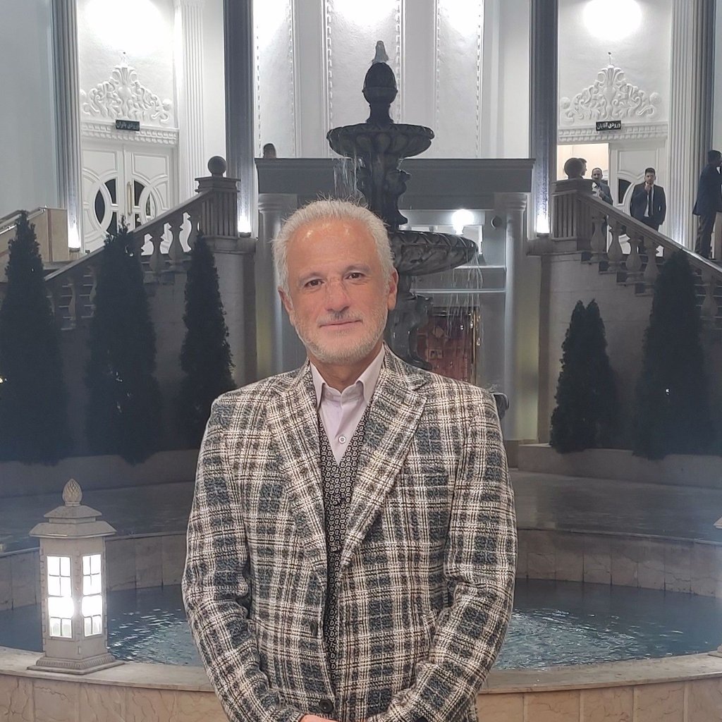 میزبان جاباما - سیدحسن حسینی