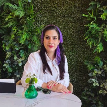 تصویر پروفایل میزبان